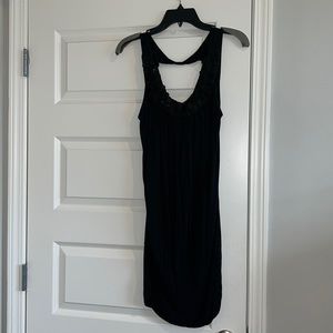 Black sequined neckline backless dress